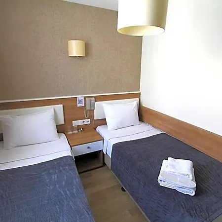 Metrohill Hotel