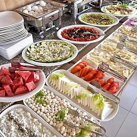 Metrohill Hotel *